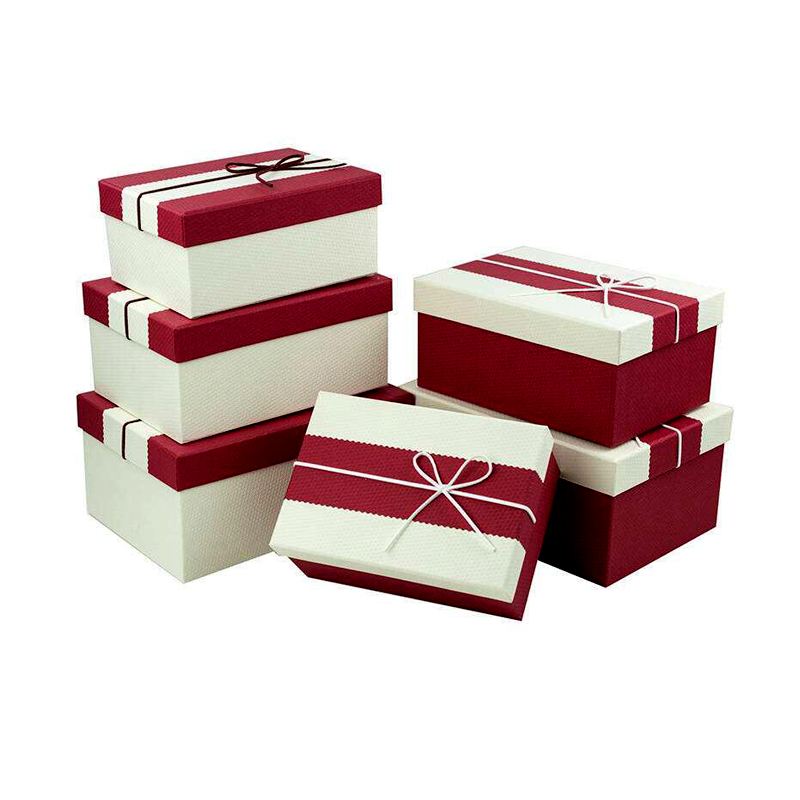 Gift packaging